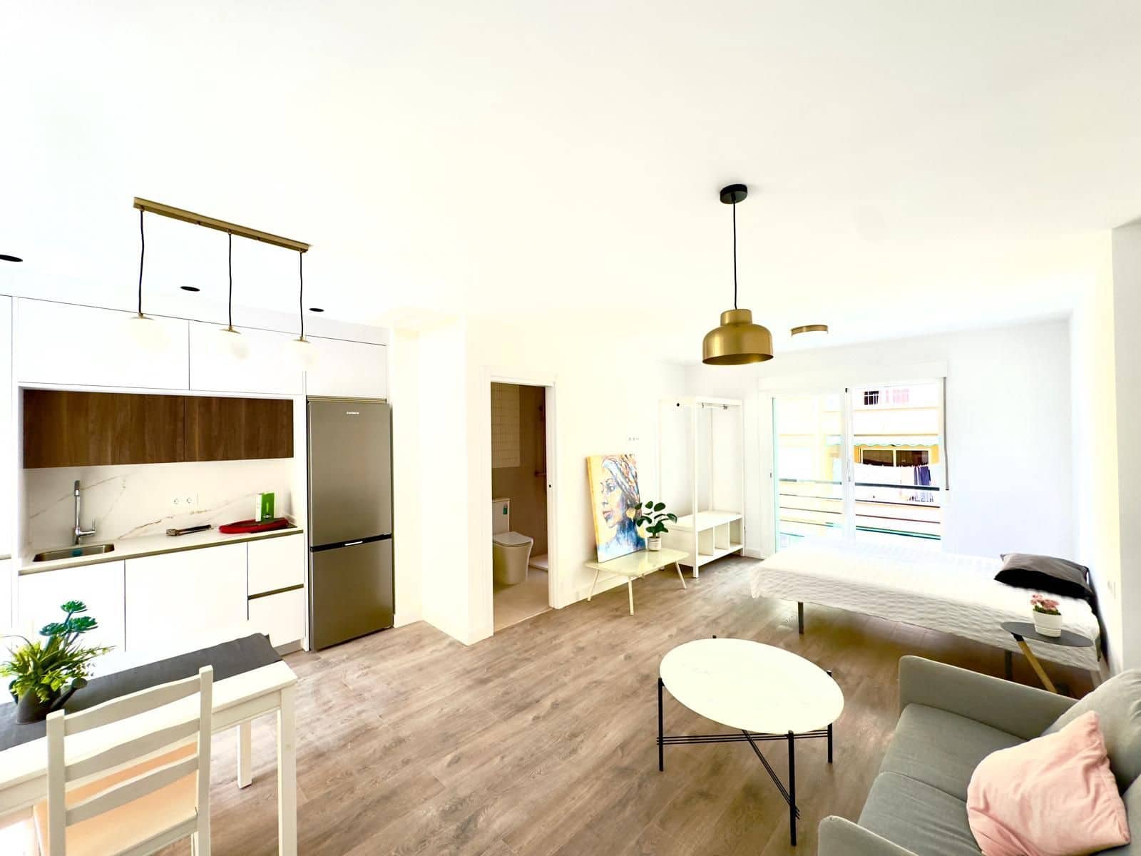 1 soveværelse Lejlighed til salg i Malaga by - € 240.000 (Ref: 9047664)