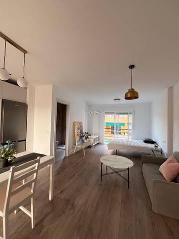 1 sovrum Lägenhet till salu i Los Castillejos, Málaga stad - 240 000 € (Ref: 9047664)