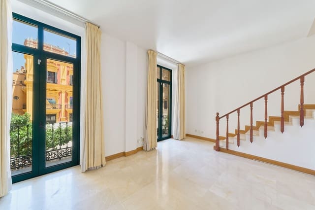 3 chambre Appartement à vendre à Centro Historico, Malaga ville - 750 000 € (Ref: 9097878)