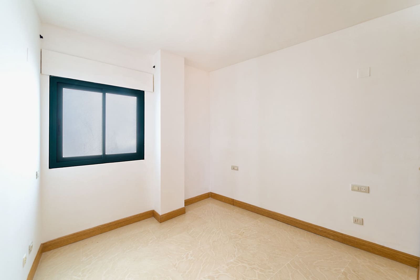 3 slaapkamer Flat te koop in Malaga stad - € 750.000 (Ref: 9097878)