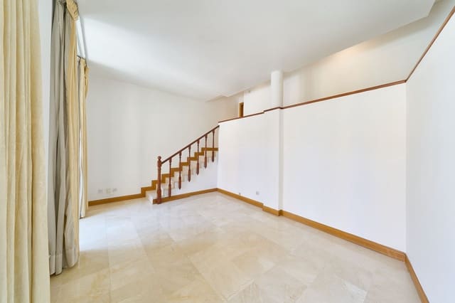 3 chambre Appartement à vendre à Centro Historico, Malaga ville - 750 000 € (Ref: 9097878)