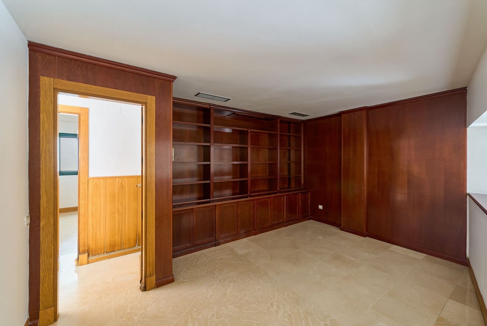 3 slaapkamer Flat te koop in Malaga stad - € 750.000 (Ref: 9097878)