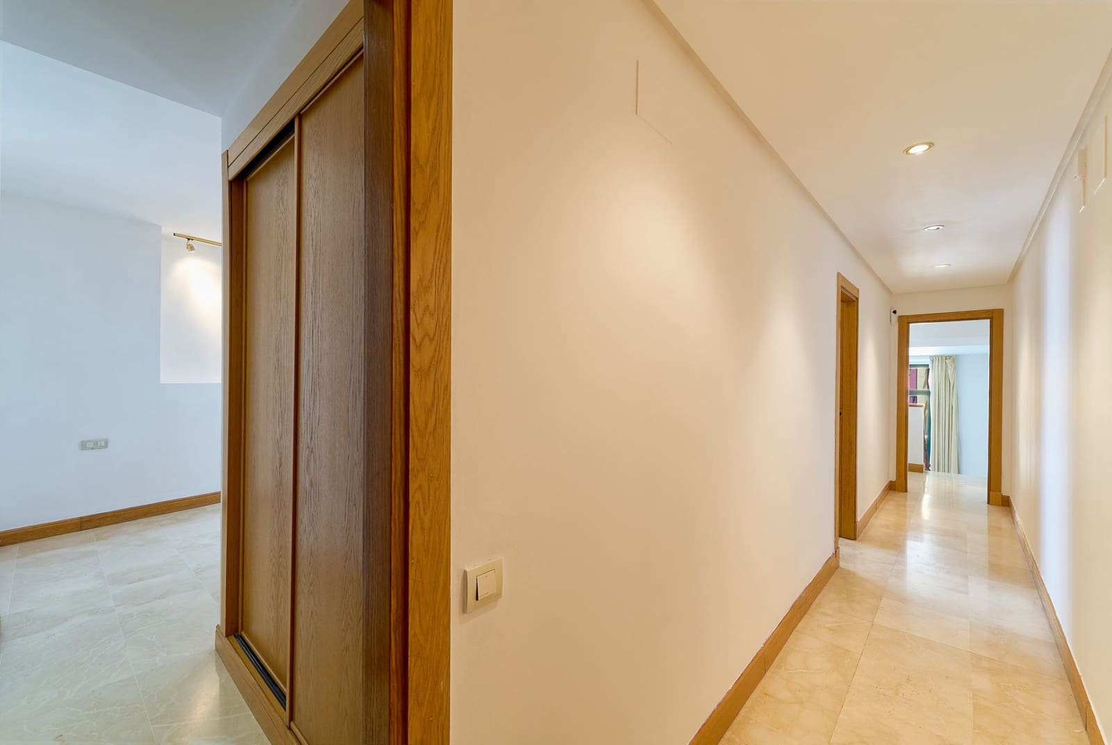 3 slaapkamer Flat te koop in Malaga stad - € 750.000 (Ref: 9097878)