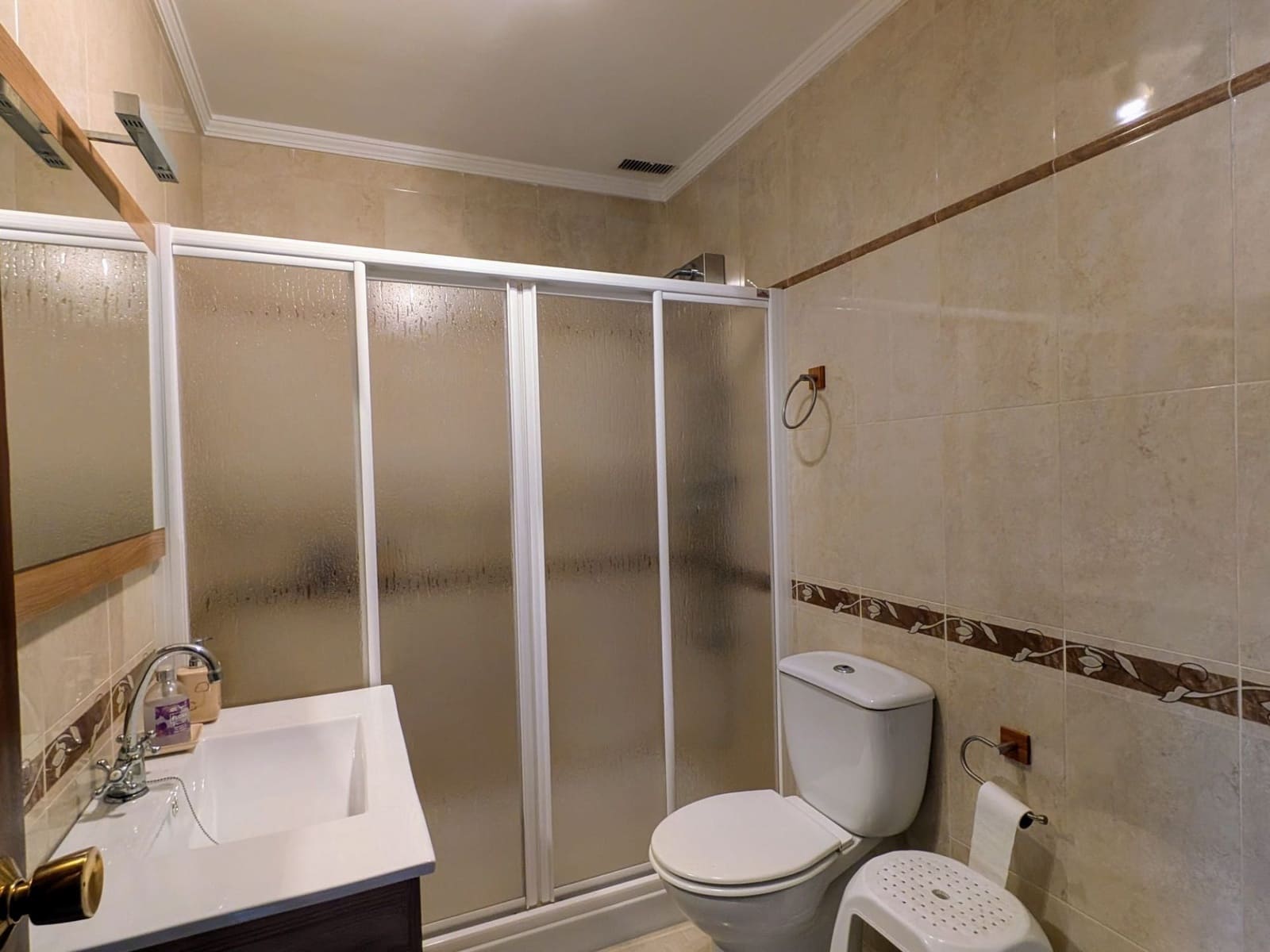 3 soveværelse Semi-Rækkehus til salg i La Cala del Moral med garage - € 550.000 (Ref: 9106271)