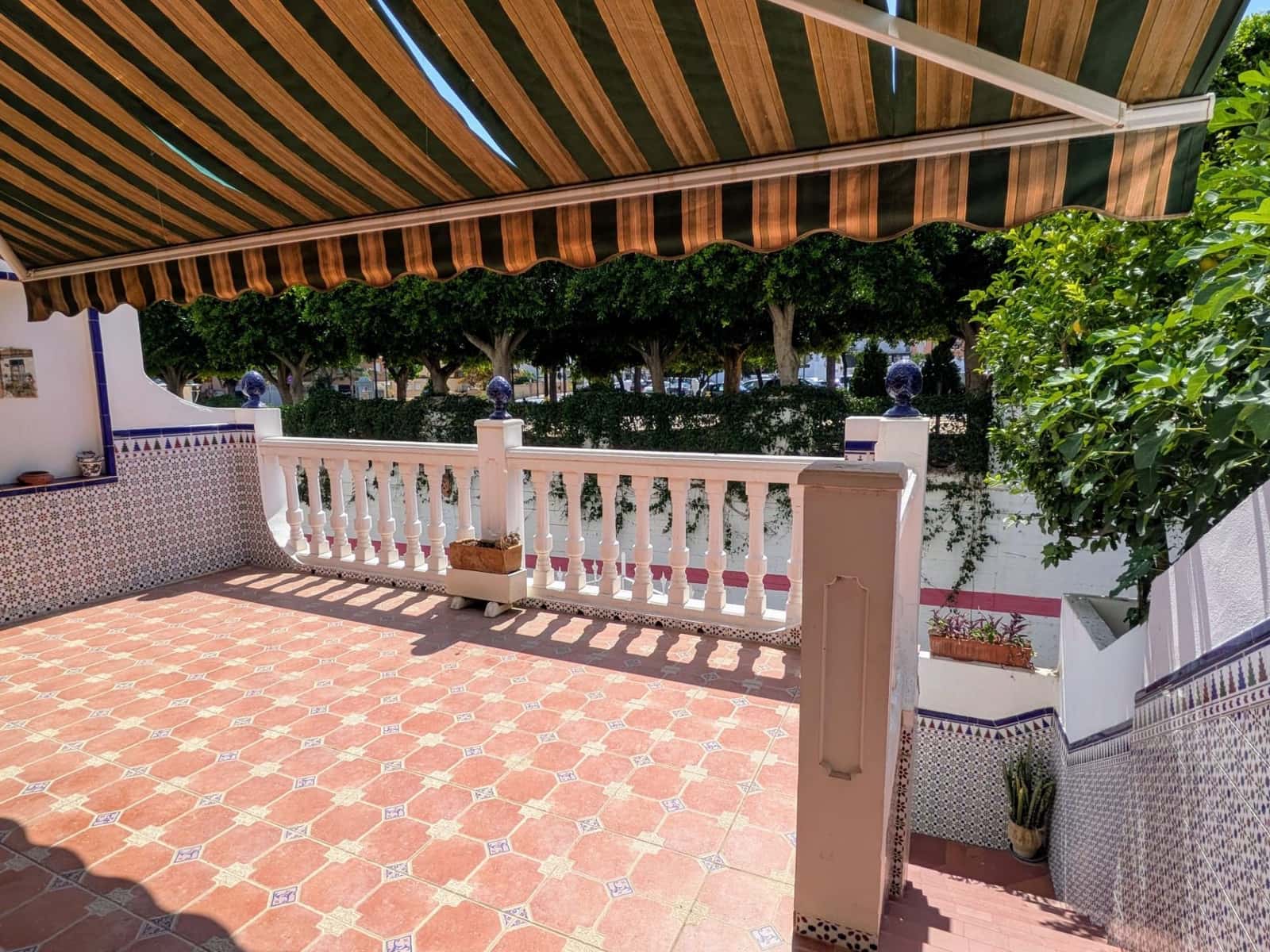 3 soveværelse Semi-Rækkehus til salg i La Cala del Moral med garage - € 550.000 (Ref: 9106271)