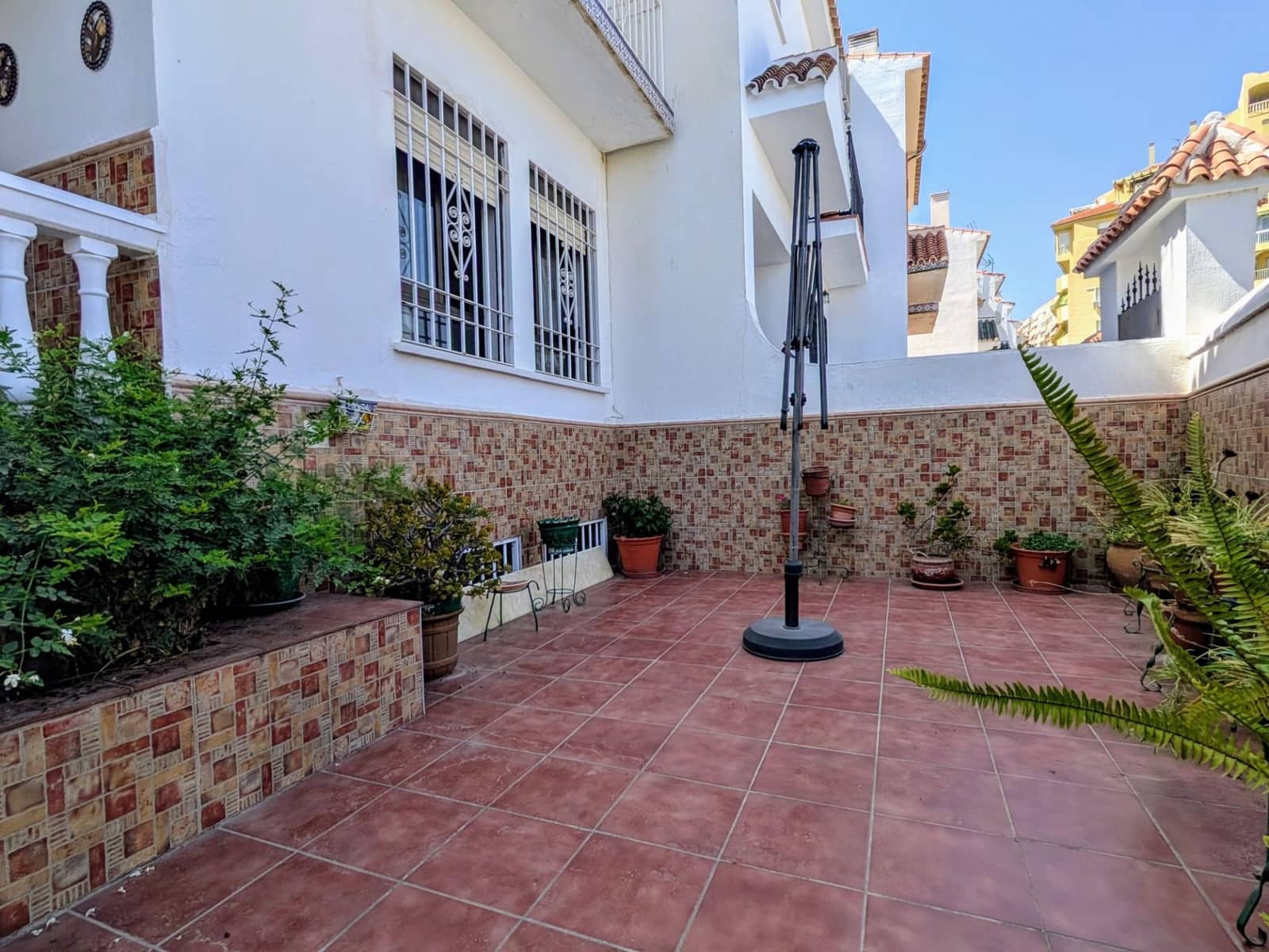 3 soveværelse Semi-Rækkehus til salg i La Cala del Moral med garage - € 550.000 (Ref: 9106271)