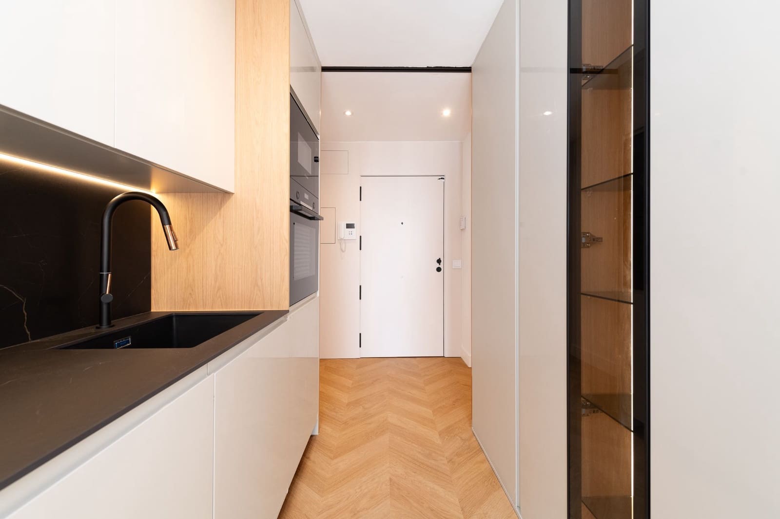 3 soveværelse Lejlighed til salg i Malaga by - € 930.000 (Ref: 9145226)