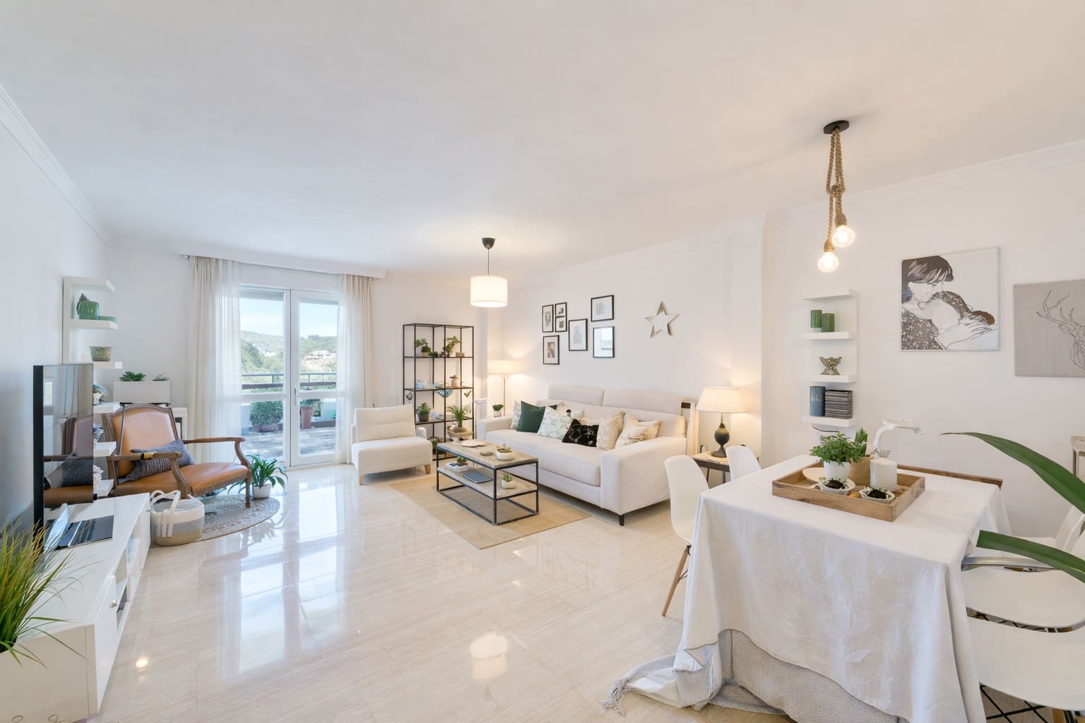 3 makuuhuone Asunto myytävänä paikassa Malaga kaupunki mukana uima-altaan 
autotalli - 650 000 € (Ref: 9162042)