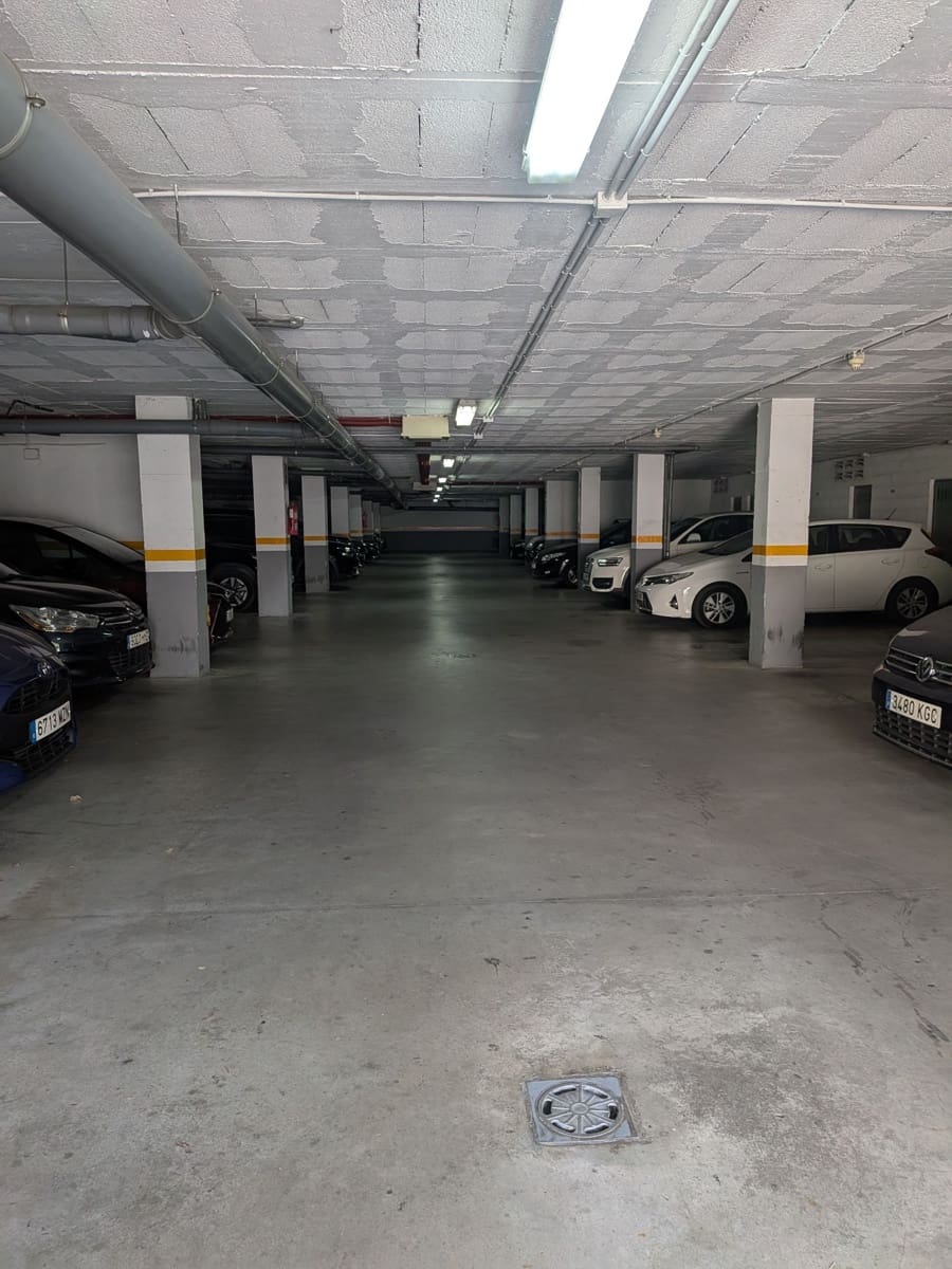 3 slaapkamer Flat te koop in Malaga stad met zwembad garage - € 650.000 (Ref: 9162043)