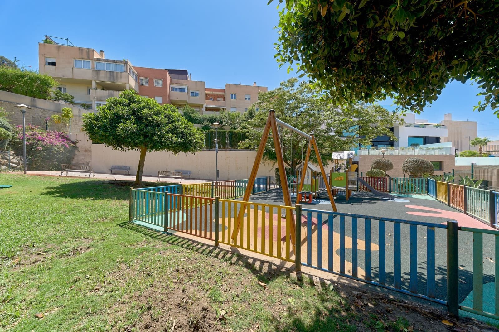 3 slaapkamer Flat te koop in Malaga stad met zwembad garage - € 650.000 (Ref: 9162043)