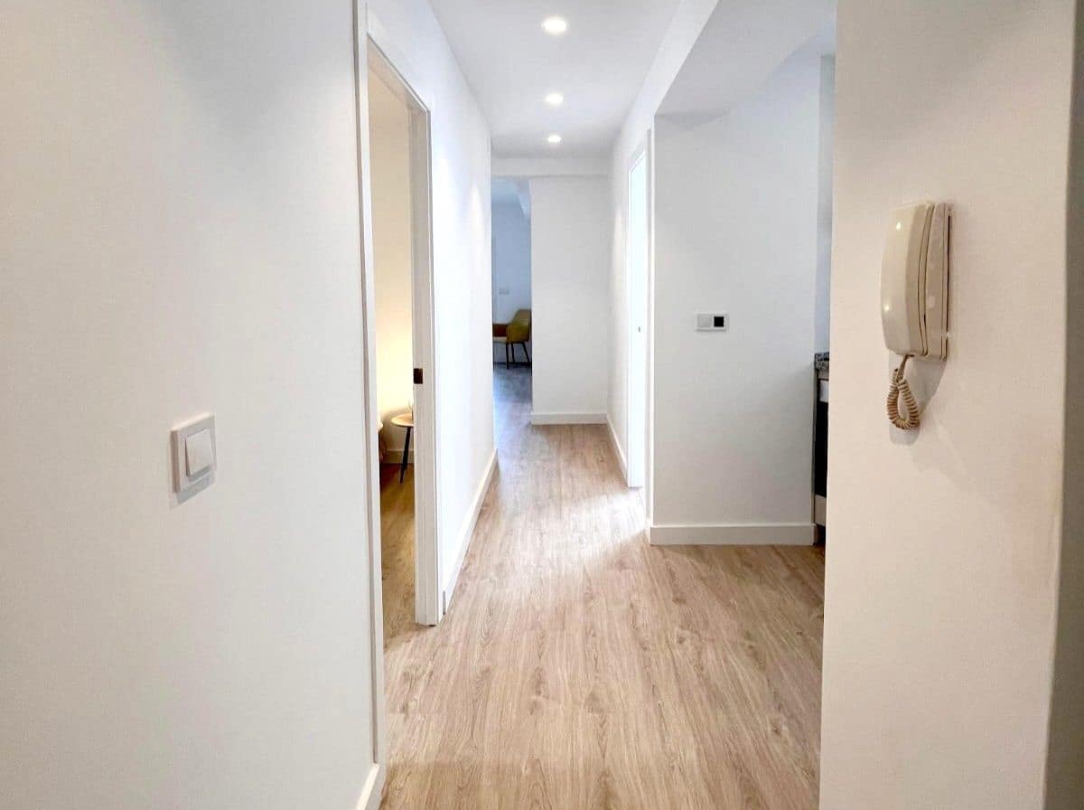 Piso de 3 habitaciones en Málaga ciudad en venta - 299.000 € (Ref: 9251850)