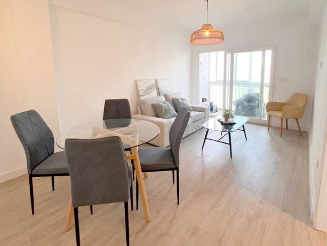 Piso de 3 habitaciones en Málaga ciudad en venta - 299.000 € (Ref: 9251850)