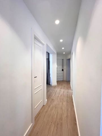 Piso de 3 habitaciones en Málaga ciudad en venta - 290.000 € (Ref: 9251850)
