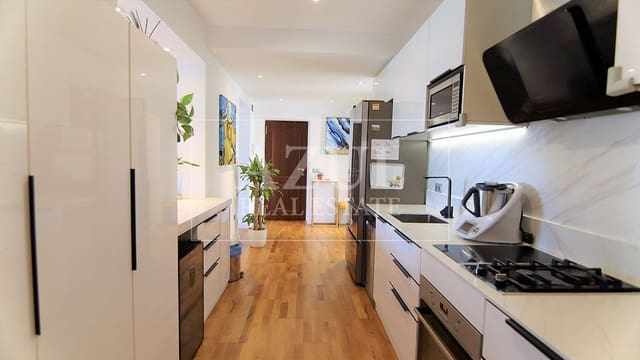 3 Zimmer Wohnung zu verkaufen in La Malagueta, Málaga Stadt mit Garage - 1.300.000 € (Ref: 9294226)