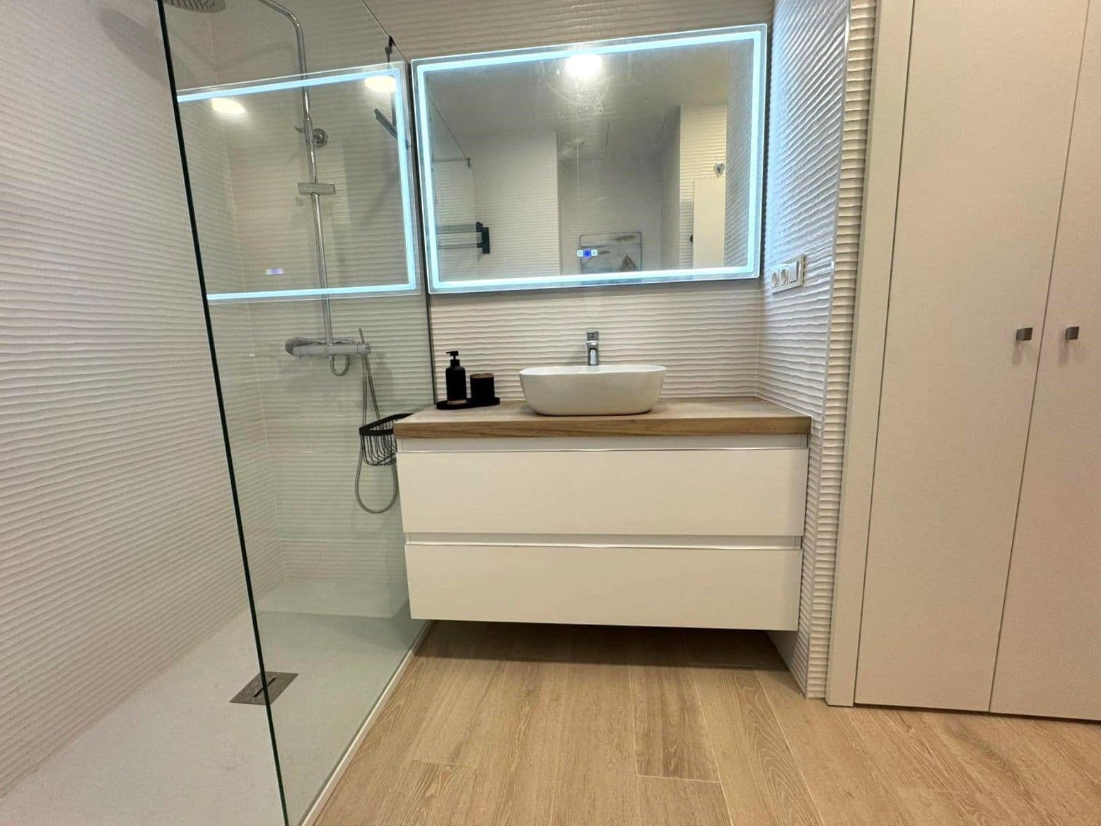Appartement de 1 chambre à louer à Malaga ville - 1 350 € (Ref: 9371735)