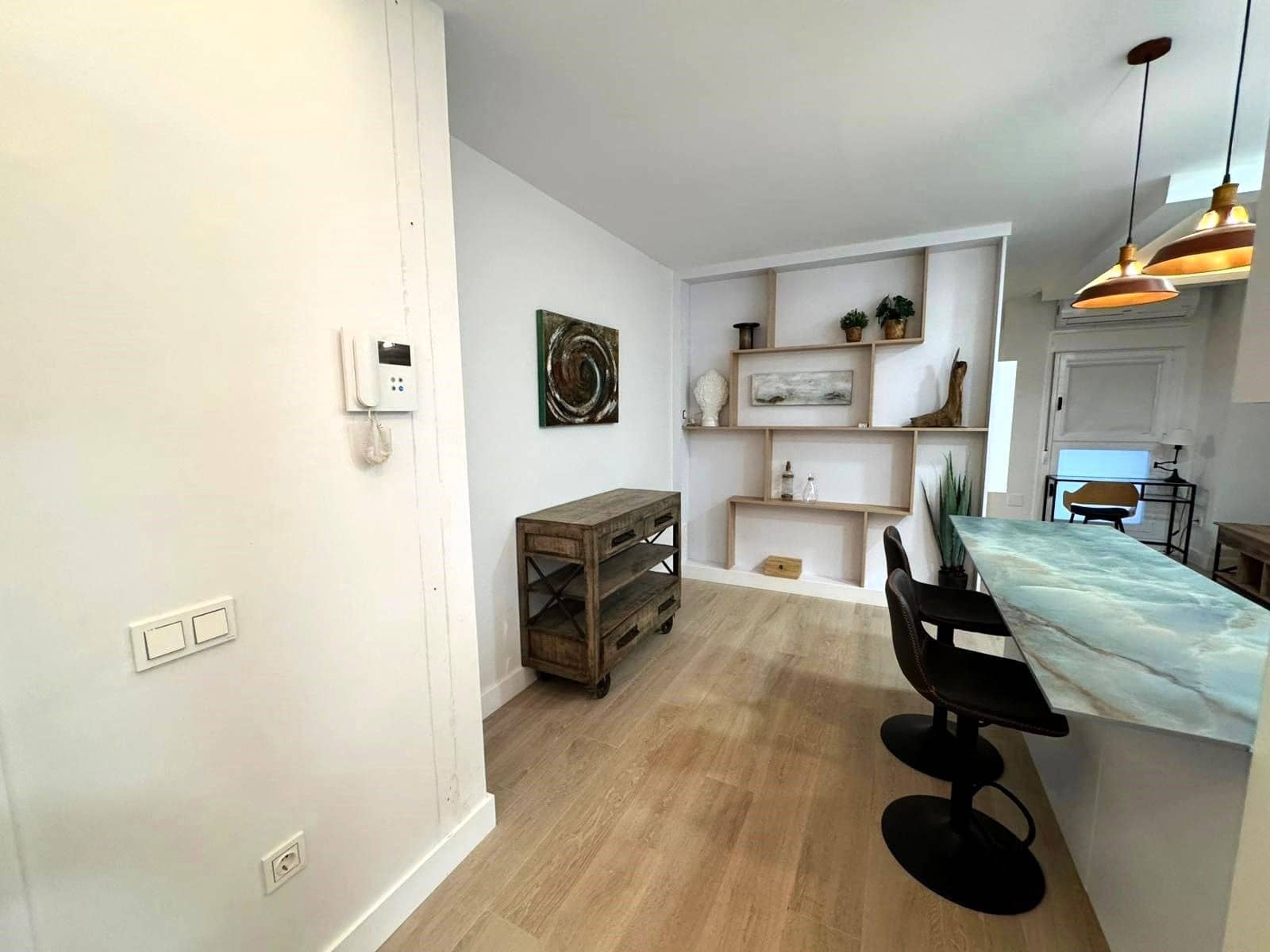 Appartement de 1 chambre à louer à Malaga ville - 1 350 € (Ref: 9371735)