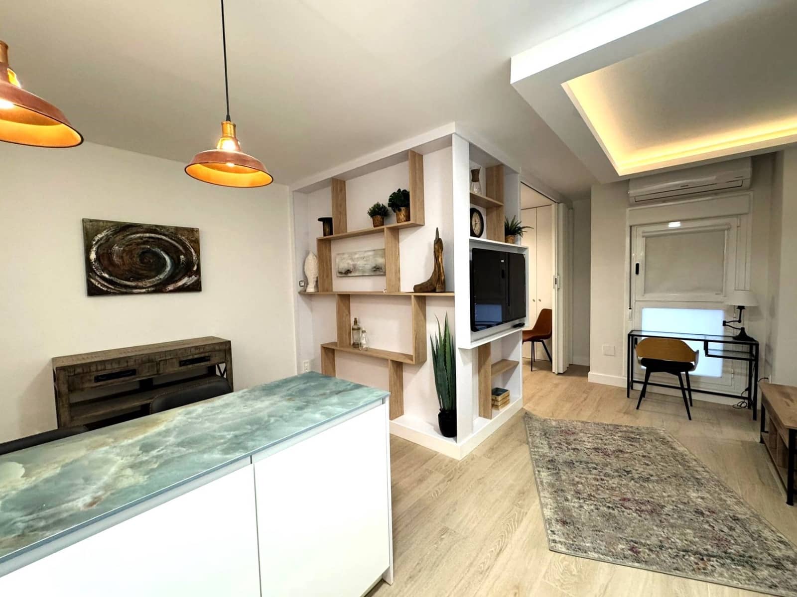 Appartement de 1 chambre à louer à Malaga ville - 1 350 € (Ref: 9371735)