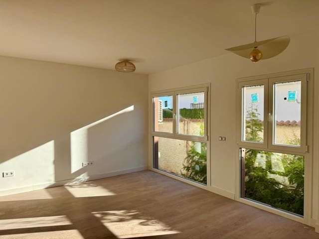 1 soverom Leilighet til salgs i Torremolinos med garasje - € 310 000 (Ref: 9385118)