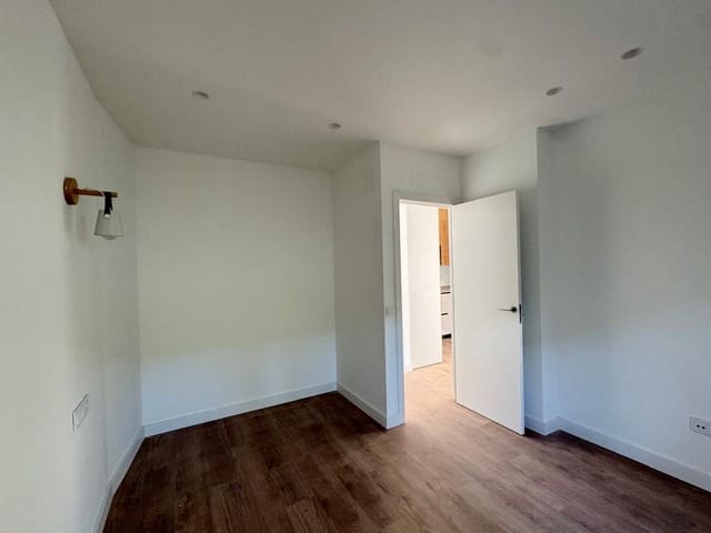 1 soverom Leilighet til salgs i Torremolinos med garasje - € 310 000 (Ref: 9385118)