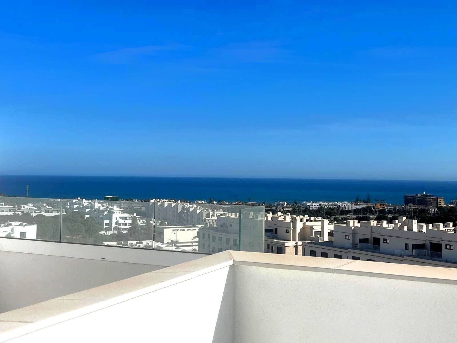 3 slaapkamer Halfvrijstaande villa te koop in La Cala de Mijas met zwembad garage - € 890.000 (Ref: 9421873)