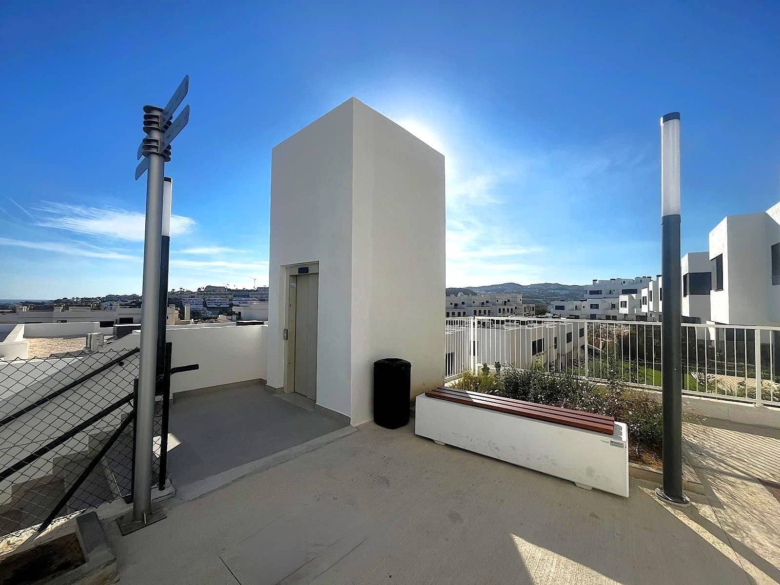 3 slaapkamer Halfvrijstaande villa te koop in La Cala de Mijas met zwembad garage - € 890.000 (Ref: 9421873)