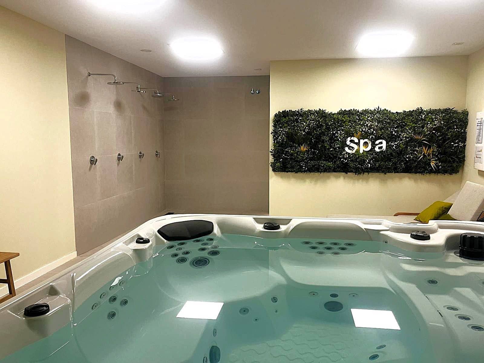 3 slaapkamer Halfvrijstaande villa te koop in La Cala de Mijas met zwembad garage - € 890.000 (Ref: 9421873)