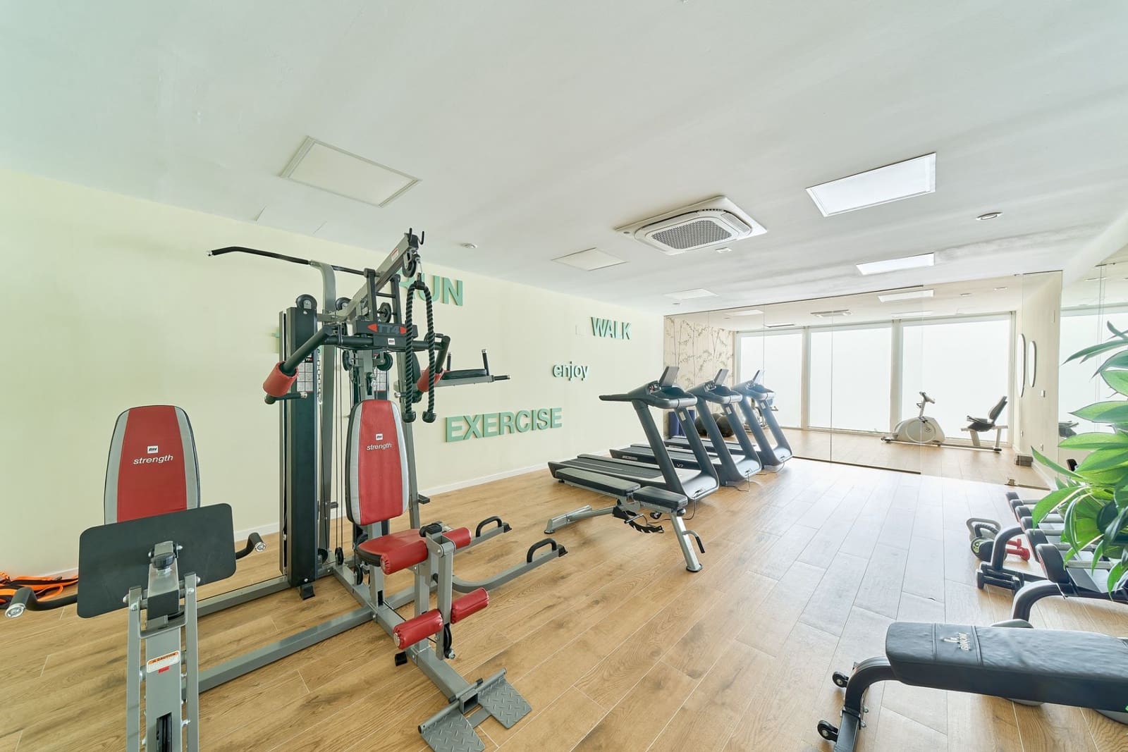 3 slaapkamer Halfvrijstaande villa te koop in La Cala de Mijas met zwembad garage - € 890.000 (Ref: 9421873)