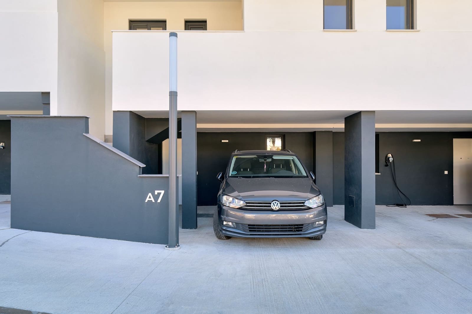 3 slaapkamer Halfvrijstaande villa te koop in La Cala de Mijas met zwembad garage - € 890.000 (Ref: 9421873)