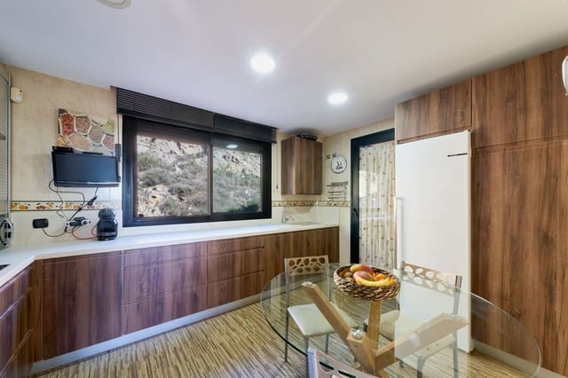 4 slaapkamer Penthouse te koop in Pedregalejo, Málaga stad met zwembad garage - € 1.400.000 (Ref: 9426880)