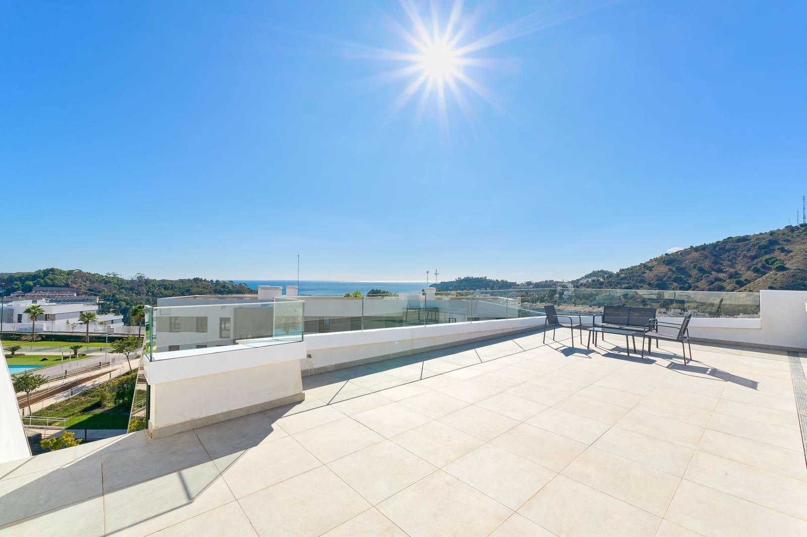 4 slaapkamer Penthouse te koop in Malaga stad met zwembad garage - € 1.300.000 (Ref: 9426881)