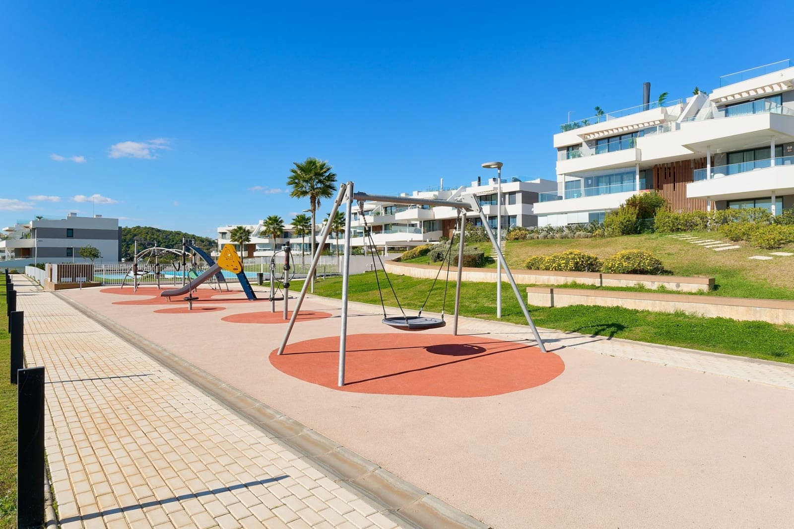 4 slaapkamer Penthouse te koop in Malaga stad met zwembad garage - € 1.300.000 (Ref: 9426881)