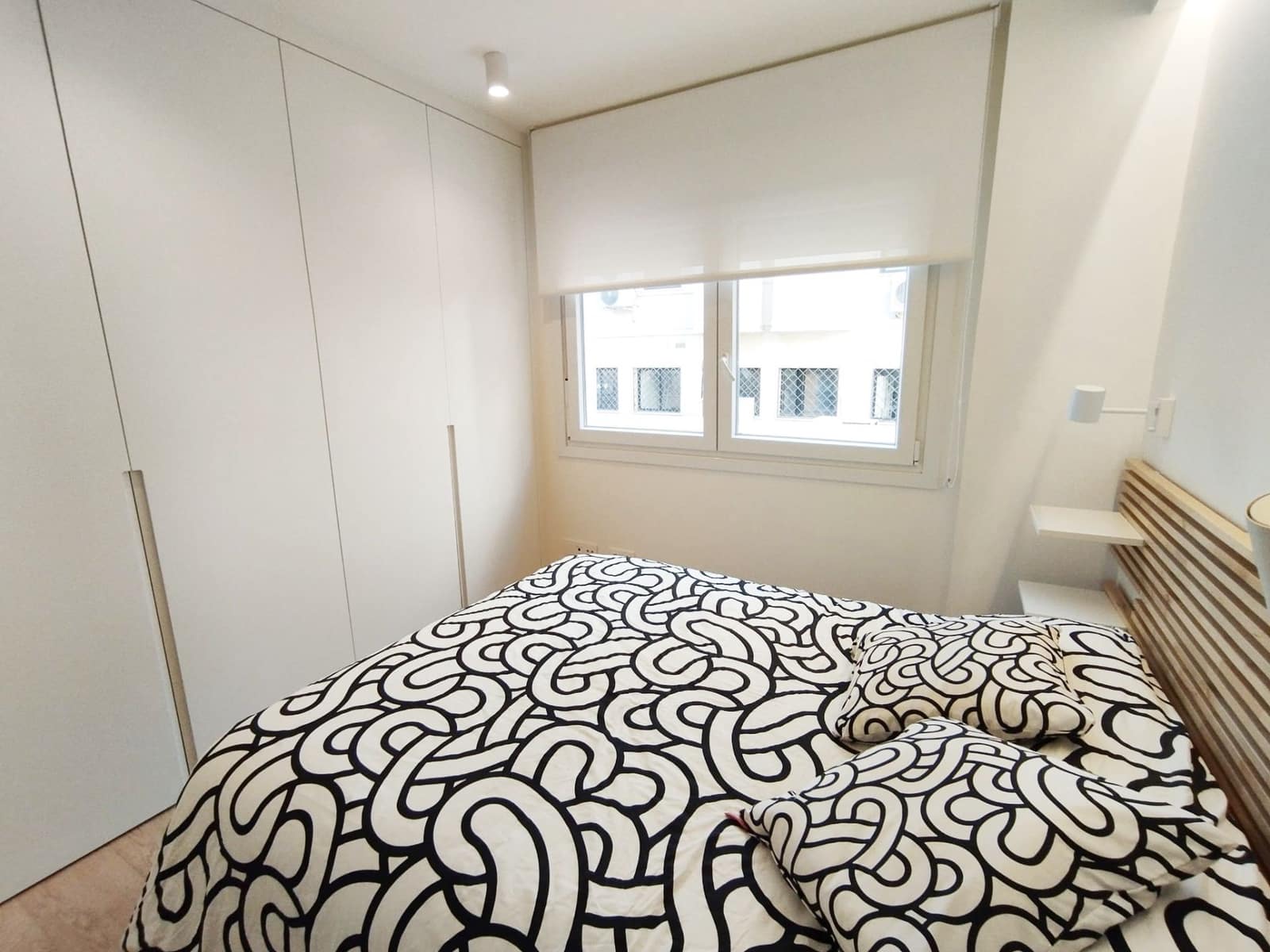 2 slaapkamer Flat te huur in Malaga stad met garage - € 2.000 (Ref: 9436704)