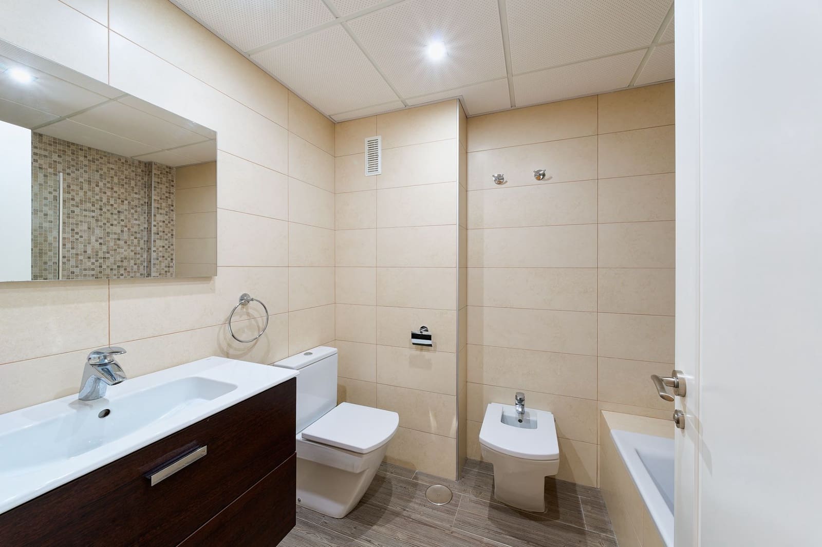 3 soverom Leilighet til salgs i Malaga by med svømmebasseng garasje - € 645 000 (Ref: 9436705)