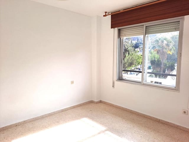 3 makuuhuone Asunto vuokrattavana paikassa Málaga kaupunki mukana uima-altaan - 1 600 € (Ref: 9501852)