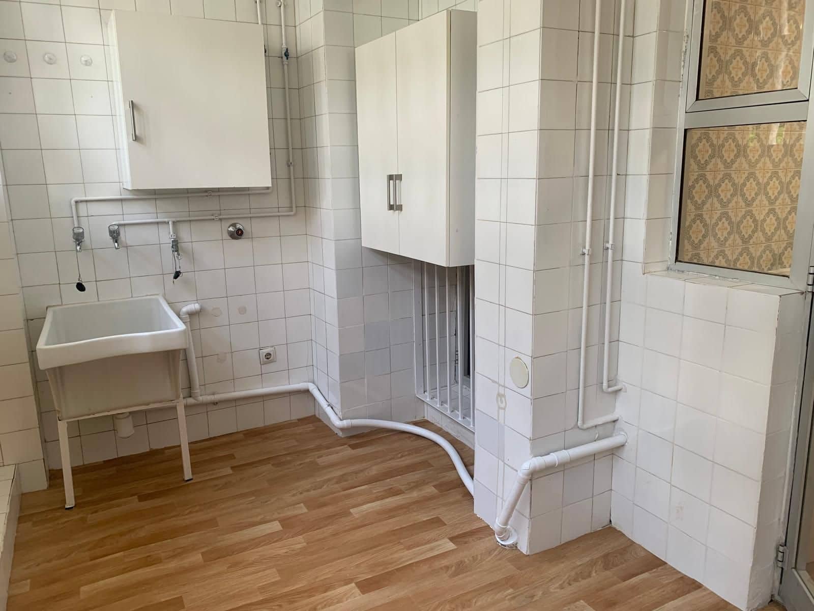 5 quarto Apartamento para arrendar em Malaga cidade com piscina garagem - 2 500 € (Ref: 9540779)