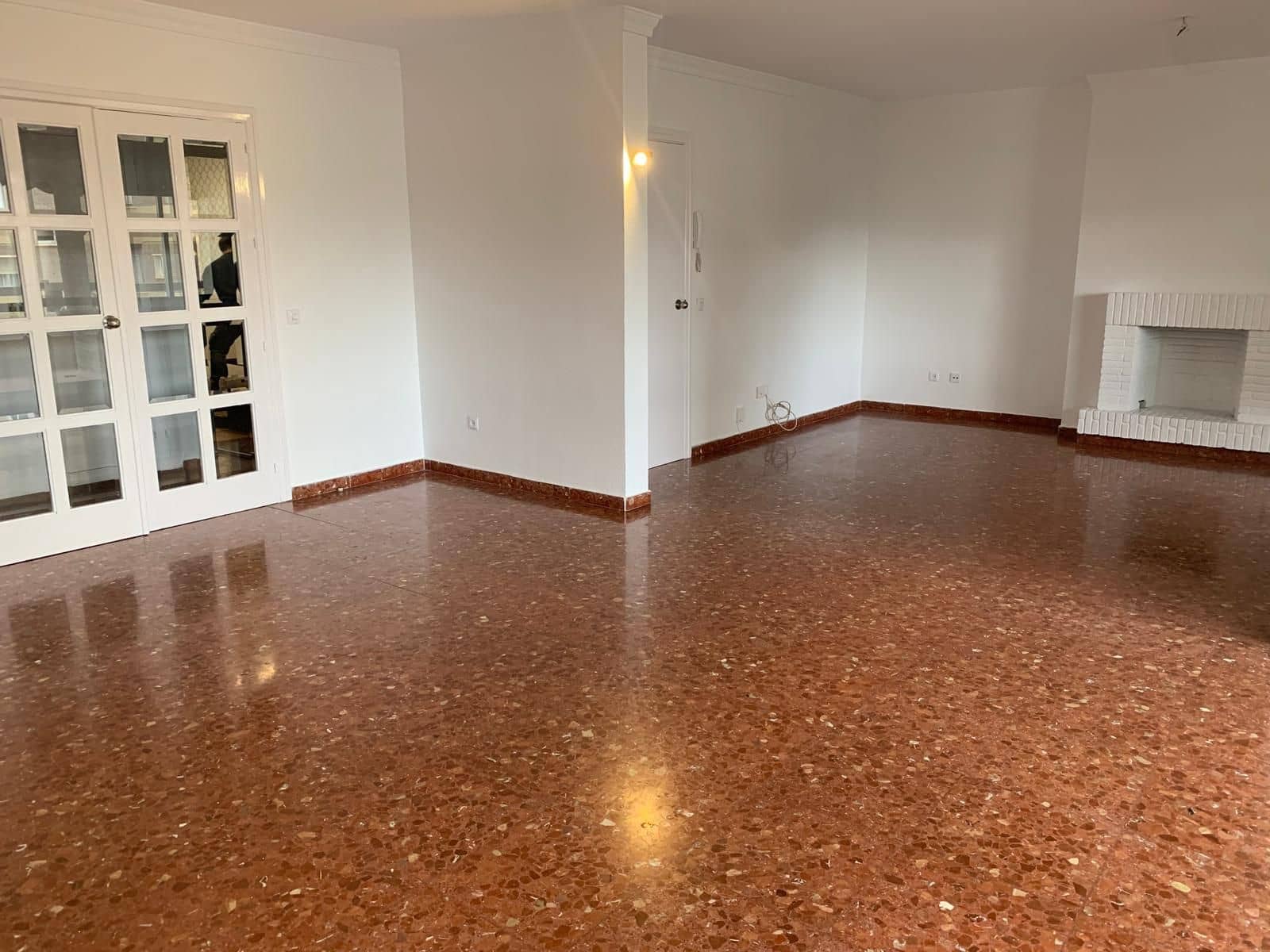 5 quarto Apartamento para arrendar em Malaga cidade com piscina garagem - 2 500 € (Ref: 9540779)