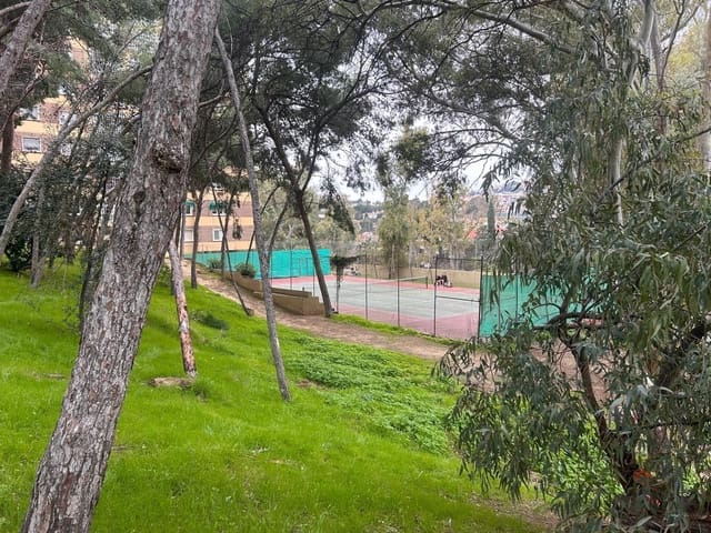 5 sypialnia Mieszkanie do wynajęcia w Miraflores del Palo, Miasto Málaga z basenem garażem - 2 500 € (Ref: 9540779)