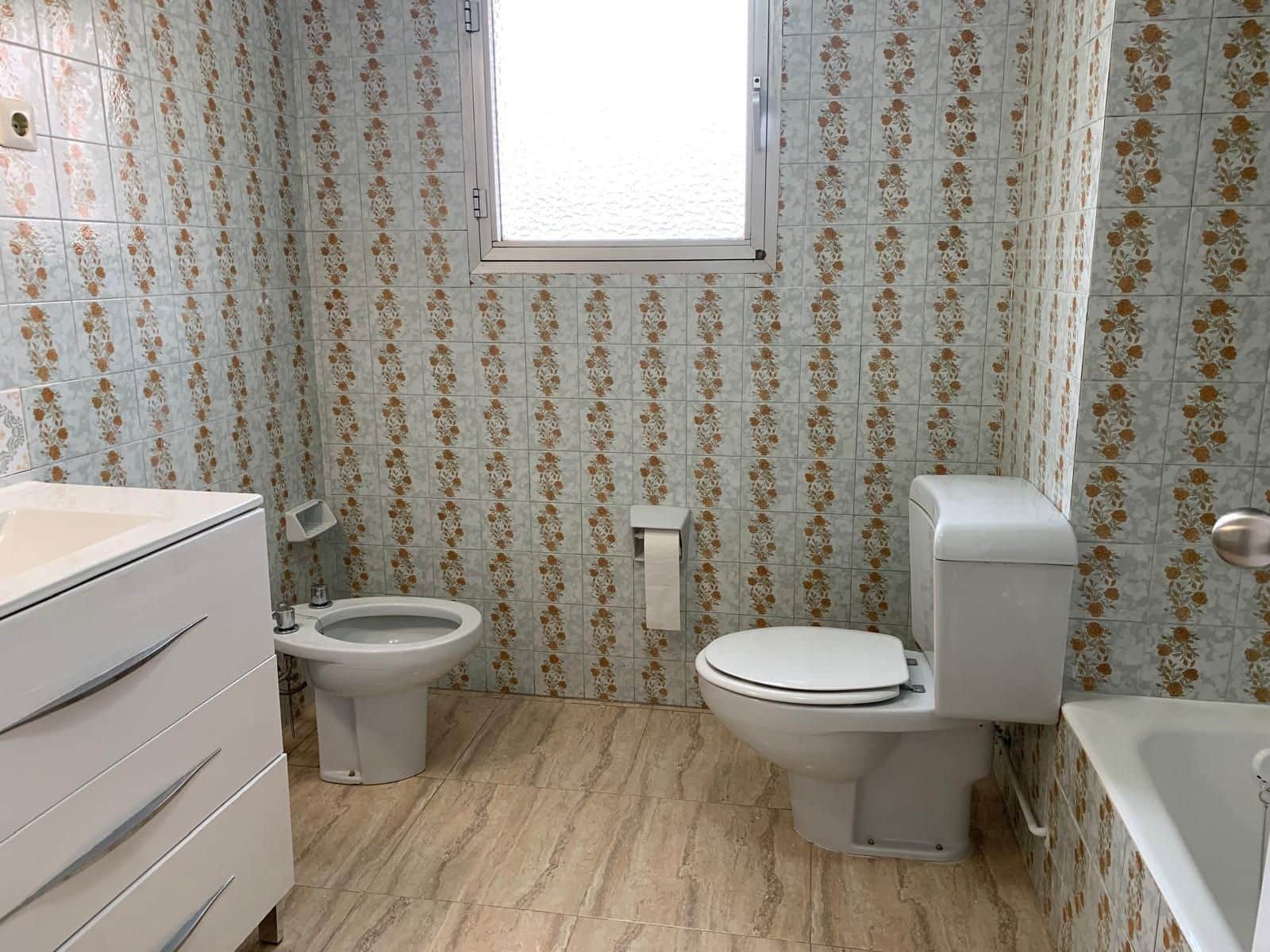 5 quarto Apartamento para arrendar em Malaga cidade com piscina garagem - 2 500 € (Ref: 9540779)