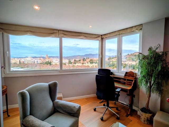 Piso de 3 habitaciones en Málaga ciudad en alquiler con garaje - 5.000 € (Ref: 9540780)