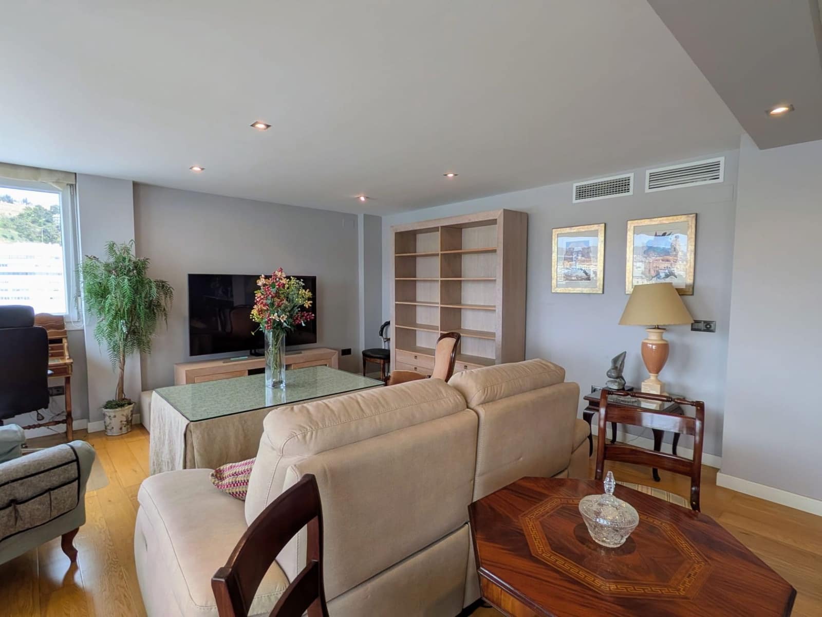 Piso de 3 habitaciones en Málaga ciudad en alquiler con garaje - 5.000 € (Ref: 9540780)