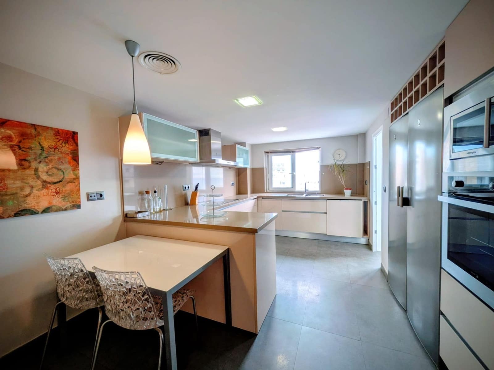 Piso de 3 habitaciones en Málaga ciudad en alquiler con garaje - 5.000 € (Ref: 9540780)