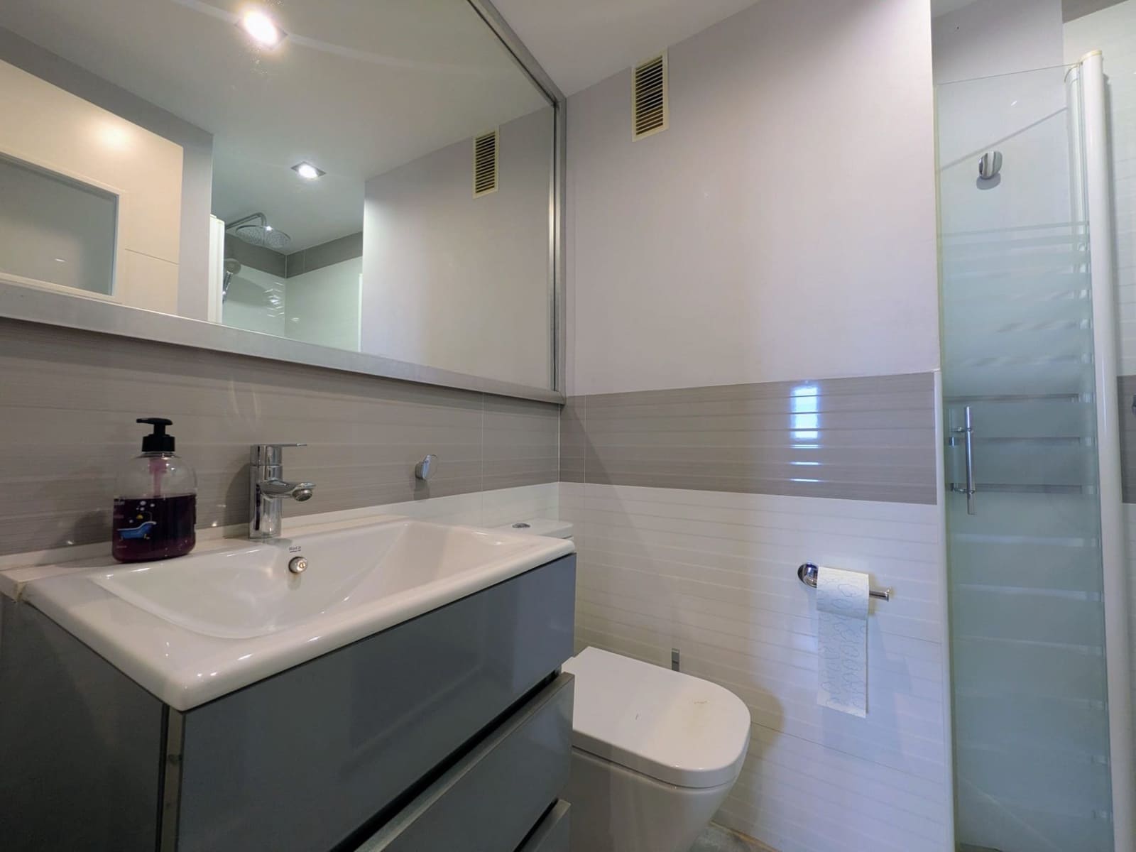 Piso de 3 habitaciones en Málaga ciudad en alquiler con garaje - 5.000 € (Ref: 9540780)