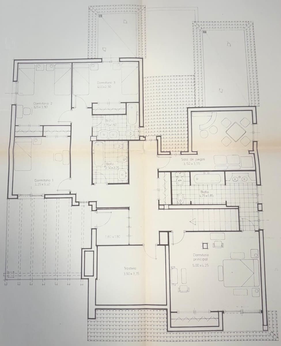 7 soverom Villa til salgs i Malaga by med svømmebasseng garasje - € 1 700 000 (Ref: 9543053)