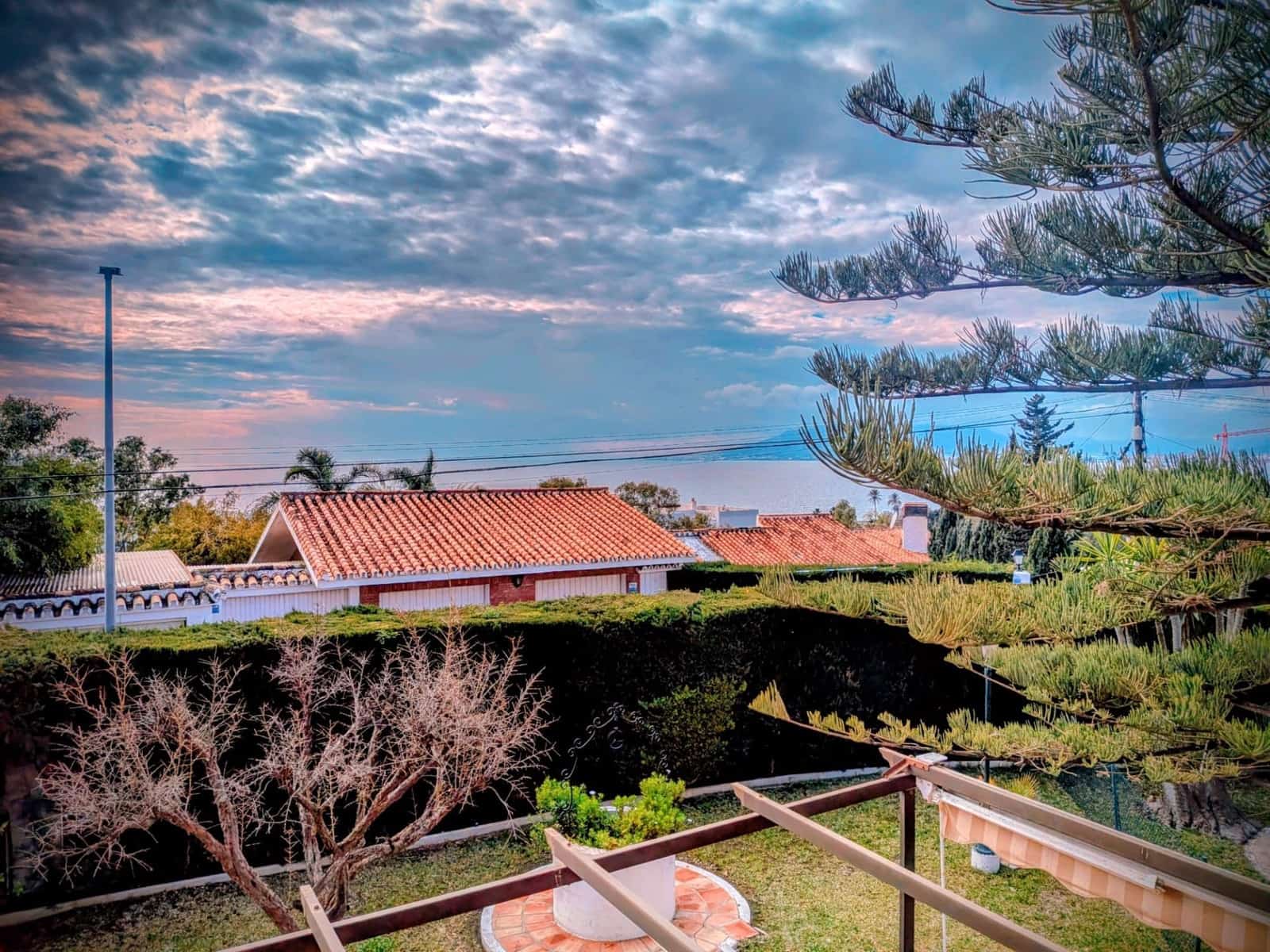 7 soverom Villa til salgs i Malaga by med svømmebasseng garasje - € 1 700 000 (Ref: 9543053)