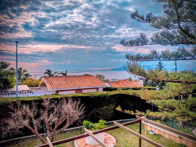 7 soverom Villa til salgs i El Candado, Málaga by med svømmebasseng garasje - € 1 700 000 (Ref: 9543053)