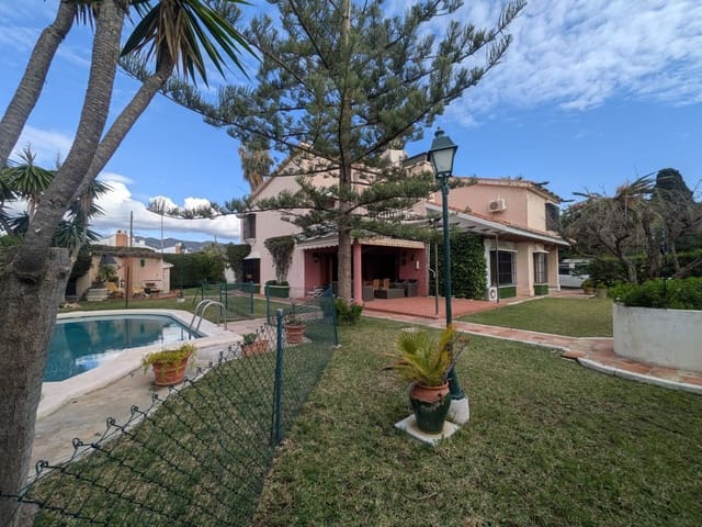 7 soverom Villa til salgs i El Candado, Málaga by med svømmebasseng garasje - € 1 700 000 (Ref: 9543053)
