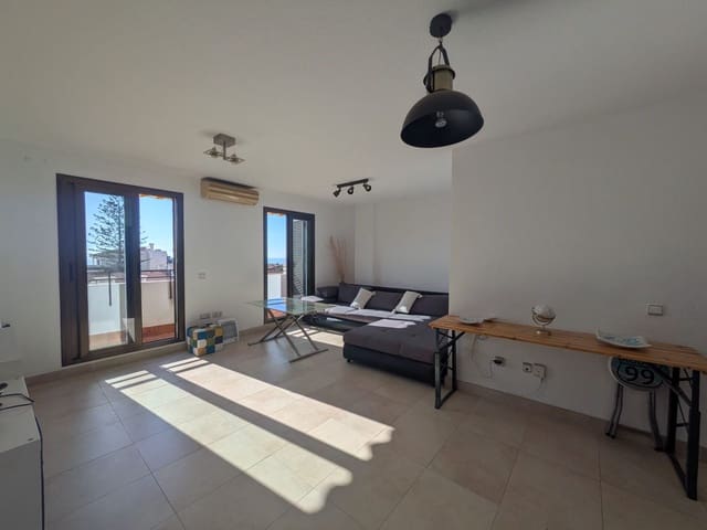 3 soveværelse Semi-Rækkehus til salg i Cerrado de Calderon, Málaga by med swimmingpool garage - € 575.000 (Ref: 9543054)