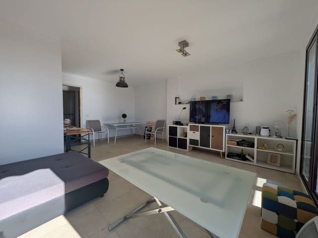 3 soveværelse Semi-Rækkehus til salg i Cerrado de Calderon, Málaga by med swimmingpool garage - € 575.000 (Ref: 9543054)