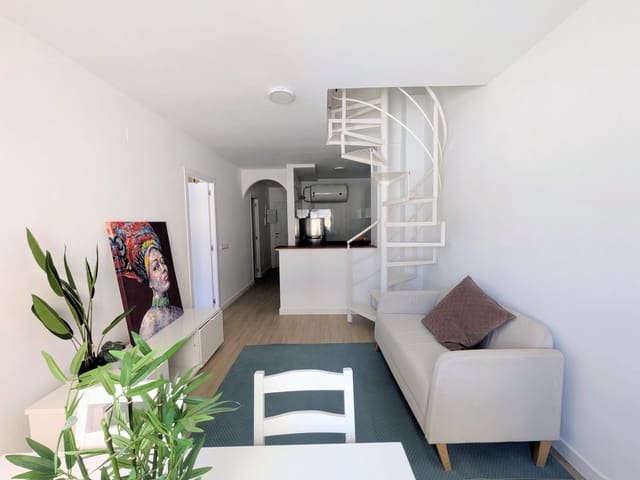 2 Zimmer Penthouse zu verkaufen in Victoria Eugenia, Málaga Stadt mit Garage - 330.000 € (Ref: 9636447)