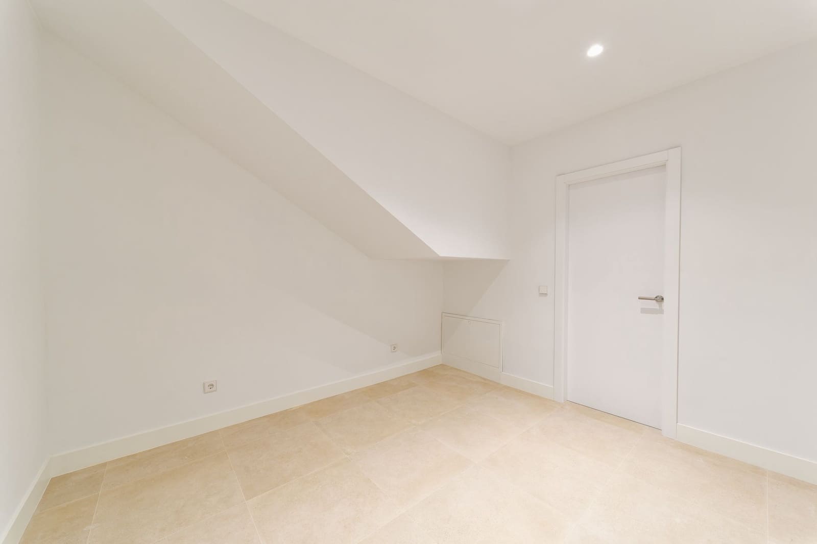 5 makuuhuone Huvila myytävänä paikassa Atalaya-Isdabe mukana uima-altaan 
autotalli - 1 950 000 € (Ref: 9651233)